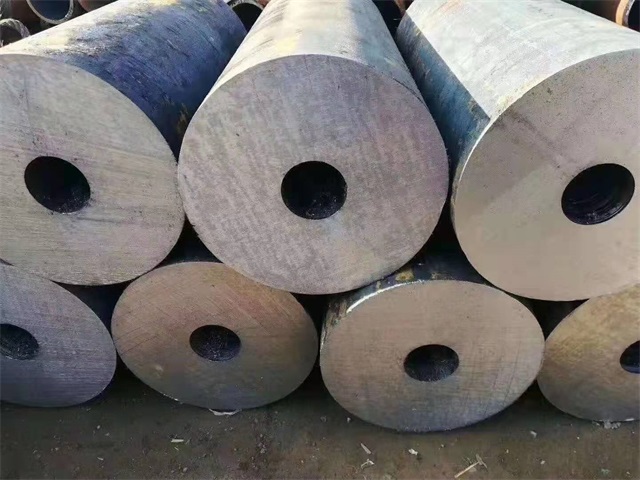 黑龙江35crmo厚壁无缝钢管